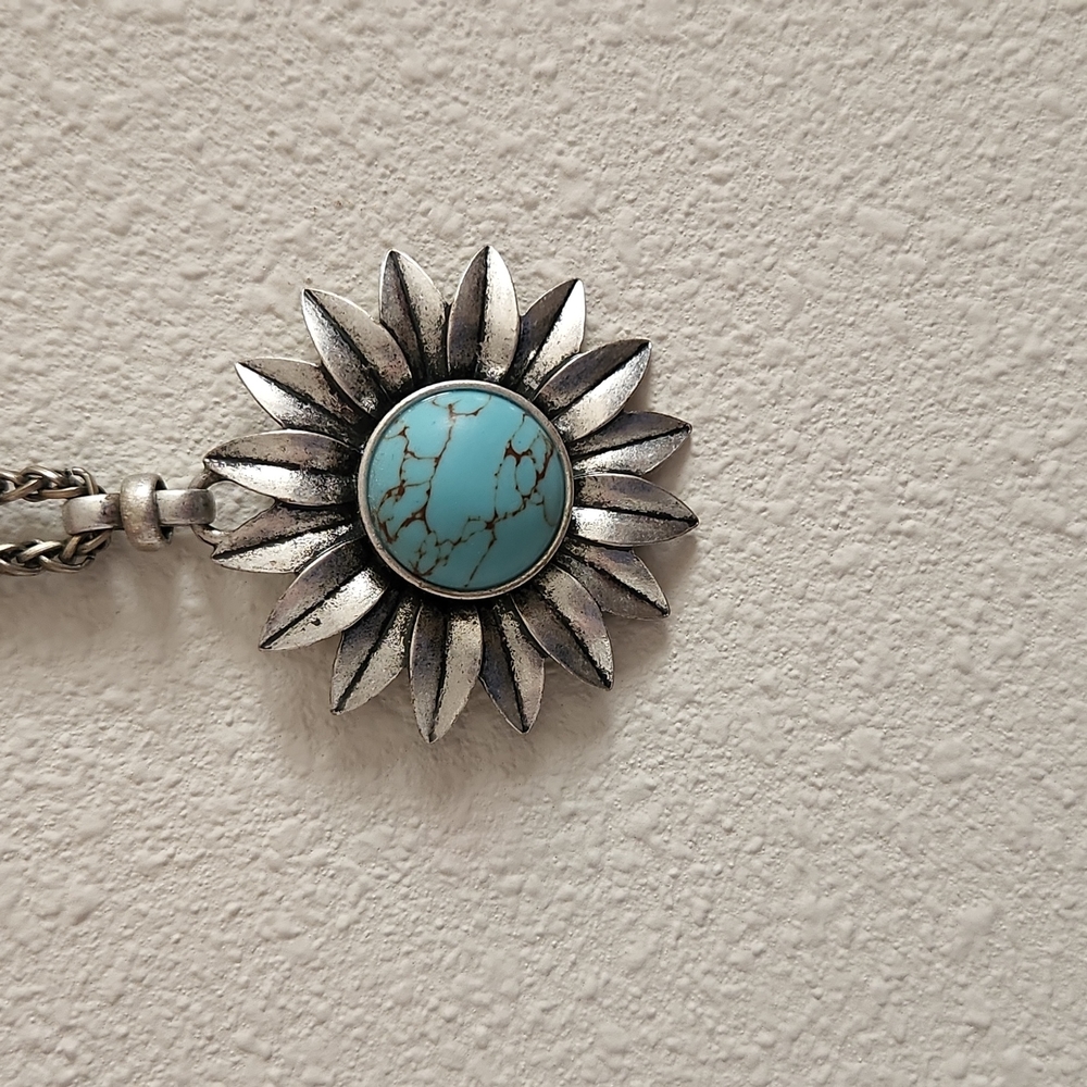 LUCKY BRAND Turquoise Flower Pendant Necklace